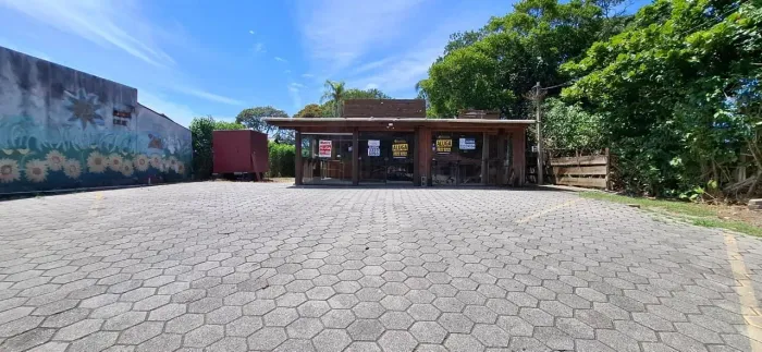 Terreno para Alugar no bairro Rio Tavares, em Florianópolis/SC.