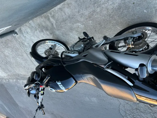 Vendo ou troco por carro do meu interesse
