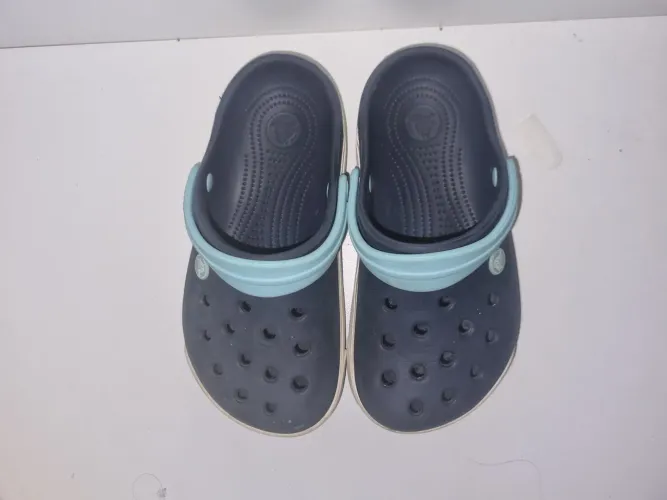 Crocs infantil n 34