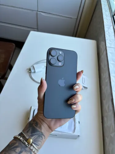 IPhone 16 pro Max 256gb Garantia Apple Dez2026 IMPECÁVEL!