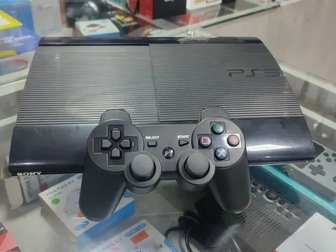 PS3 SUPER SLIM DESTRAVADO, SEMINOVO, ACESSO A 10000 JOGOS, LOJA, GARANTIA