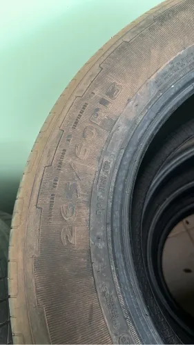 Jogo de pneus 265/60R18