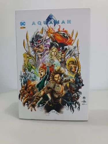 Box Aquaman