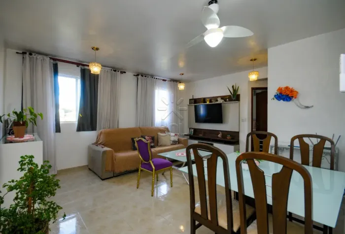 Apartamento mobiliado à venda no Edifício Ourém - Centro de Foz do Iguaçu