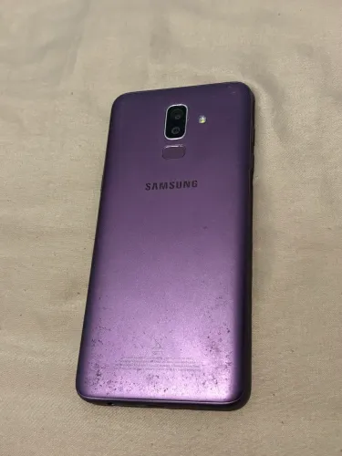 celular samsung j8