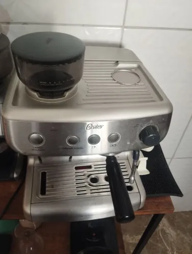 Cafeteria Expresso Oster Xpert Perfect Brew