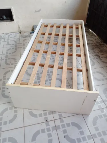 Cama de MDF