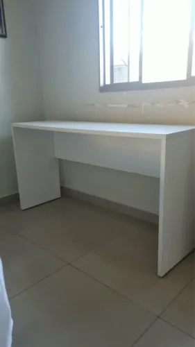 Mesa escrivaninha