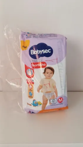 Fralda Babysec Premium Shortinho Hiper M 60 unidades 