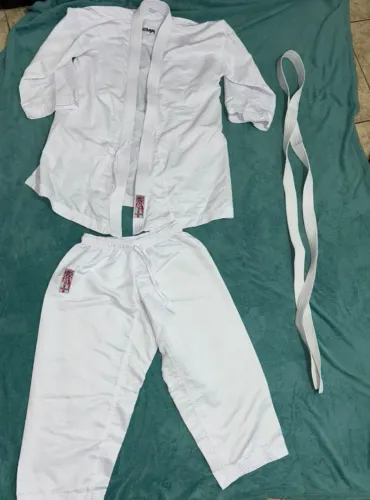 Kimono com faixa tamanho A1