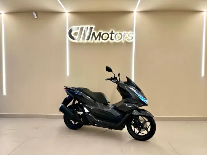 HONDA PCX CBS 2024. ESTADO DE ZERO KM !!