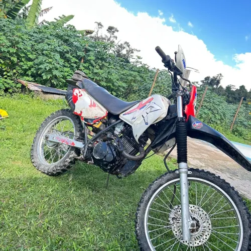 Precisa trocar a bateria mais te resto tá filé