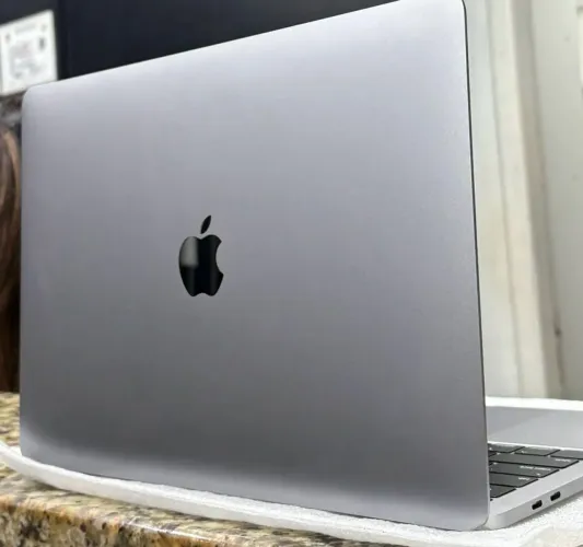MacBook Air M1 2020