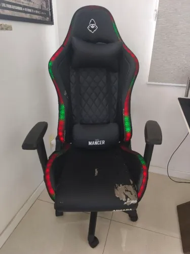 Cadeira gamer Mancer Adhara RGB