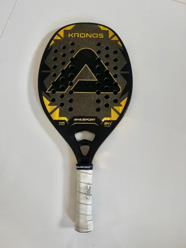 Raquete Beach Tênis Kronos Gold Titanium. AmaSport.