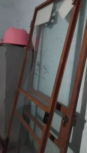 Vendo porta de vidro 2 folhas contato *80