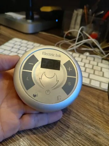 Fonte Digital Eletric Ink