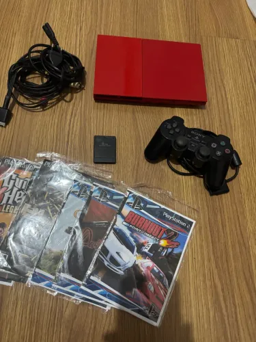 PlayStation 2 Vermelho