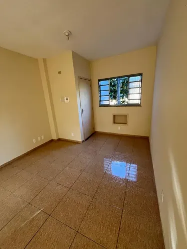 Imóvel para aluguel com 26 metros quadrados em Encantado - Rio de Janeiro - RJ