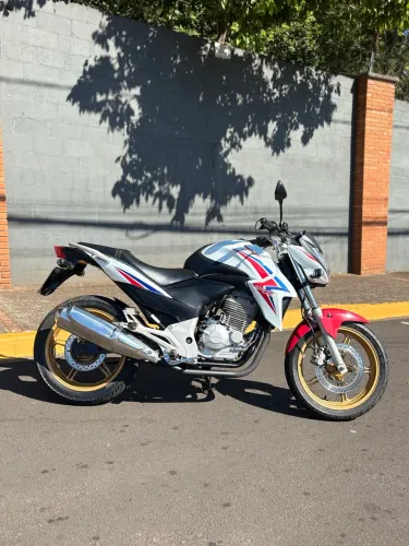Cb 300 mais nova do Brasil?