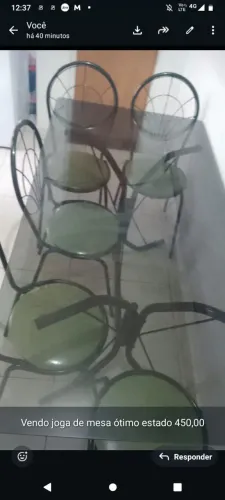 Mesa com 6 cadeiras