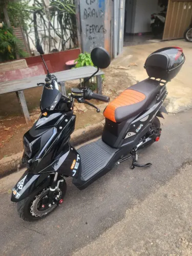Moto eletrica jet 1000wts nota fiscal chave reserva alarme baú manual