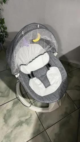 Cadeira de balanço automática para bebê