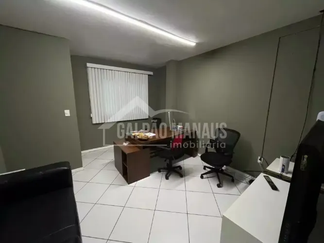 Galpão Manaus - Prédio Comercial - 11 salas - Morada do Sol - PRL186