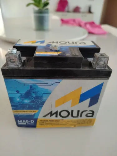 Bateria Moura 12v 5Ah ( cb twister ) 