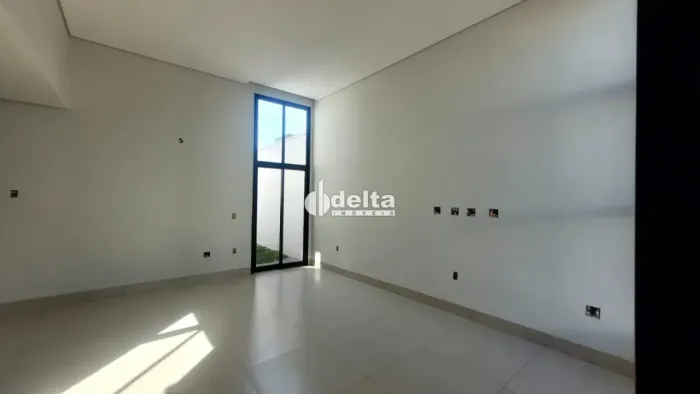 Casa residencial com 3 quartos sendo 1 suíte disponível para venda no bairro Portal do Val
