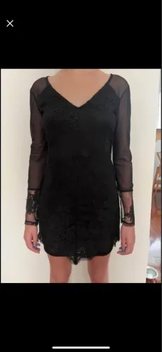 Vestido de renda Farfalle
