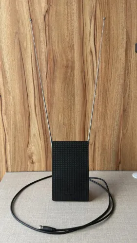 Antena Interna Digital INTELBRAS AI-2021 + grátis cabo coaxial com 1,5m