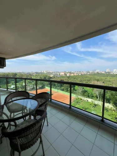 Apartamento à venda no Condomínio Life, Recreio dos Bandeirantes | Varanda ampla, vista li