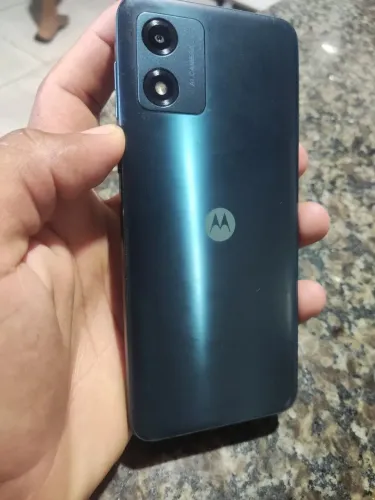 Moto e13