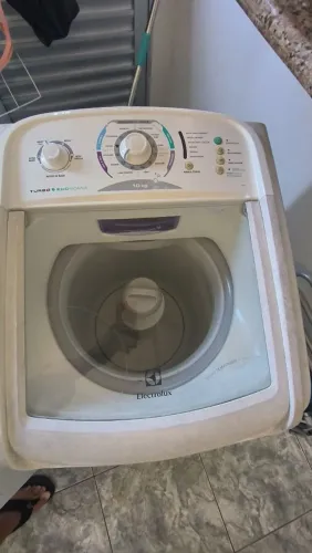 Máquina de lavar roupas - Eletrolux 10kg