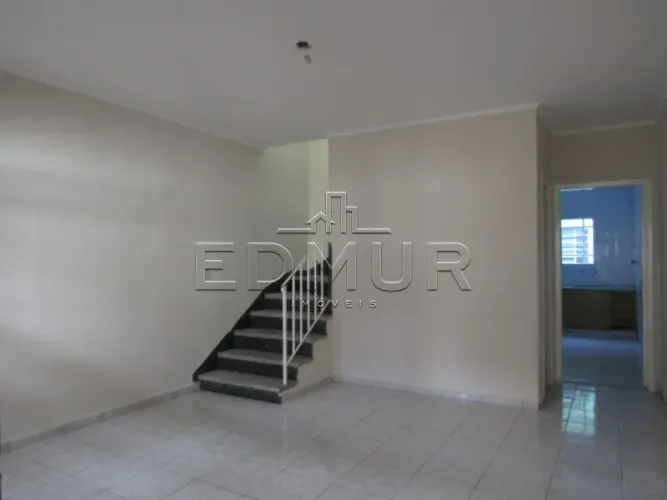 SOBRADO para ALUGUEL com 150m² no bairro Santa Terezinha com 2 quartos e 1 vagas. Santo An