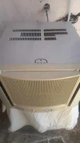 Ar condicionado janela funcionando perfeitamente com garantia