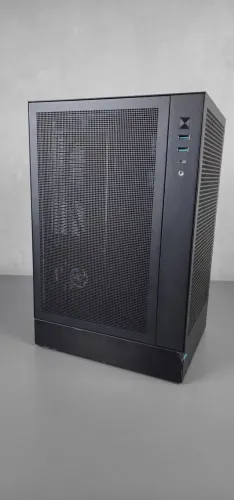 Workstation Compacta para IA Local (com opção de setup completo do sistema)
