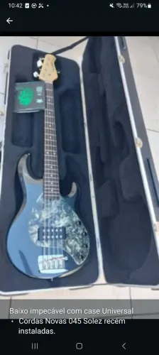 Contrabaixo Music Man Stingray 5 ( sem trocas)