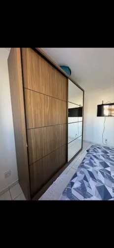 Vendo Guarda Roupa 