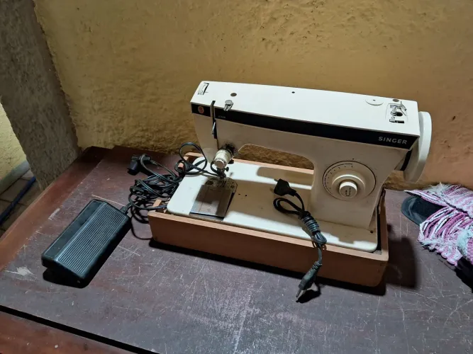 Máquina de costura