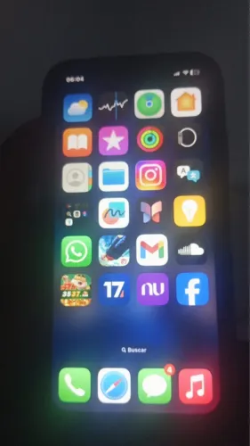 iPhone XR novinho meu de uso