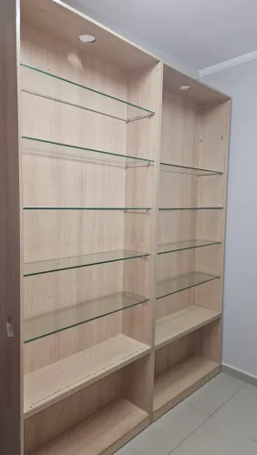 Armario expositor Comercial