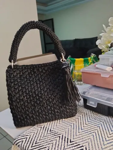 Bolsa em crochê 