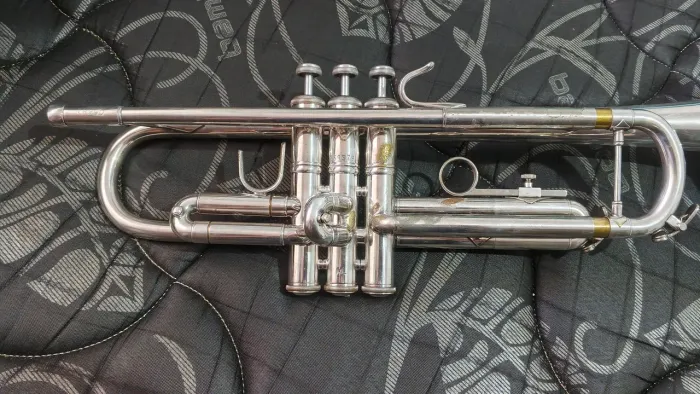 Trompete Bach TR200