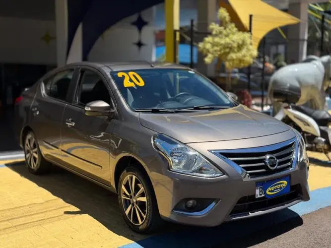 Nissan Versa 1.0 12V Flexstart 4P Mec. 2020
