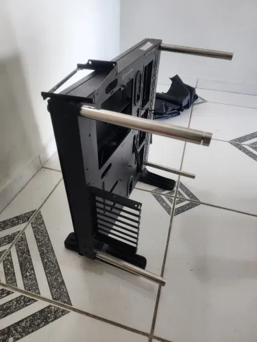 Gabinete thermaltake core p3