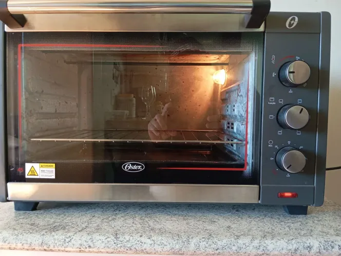 Forno elétrico Oster 220v