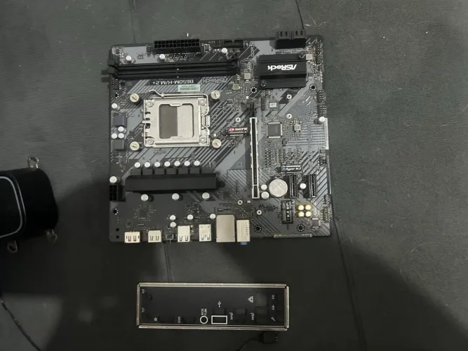 Placa mãe b650M asrock