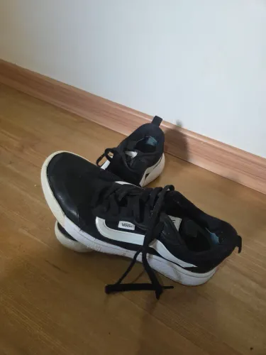 TEMIS VANS ULTRARANGE VR3 TAM 38